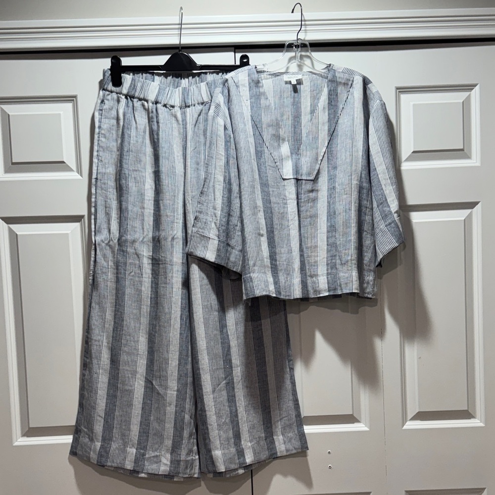 Chic Blue And White Striped Blouse and matching pants